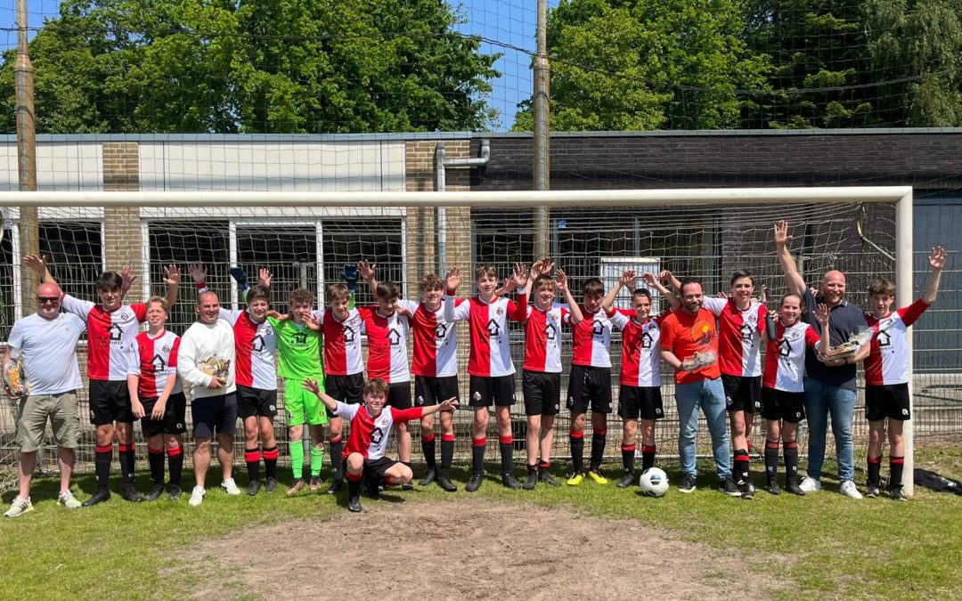 Olympia JO14-1 sluit seizoen stijlvol af