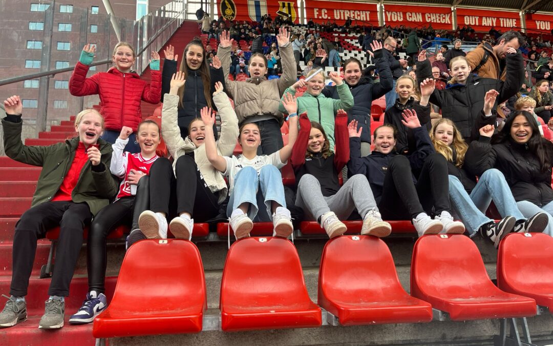 Meidenuitje FC Utrecht-Ajax Eredivisie vrouwen